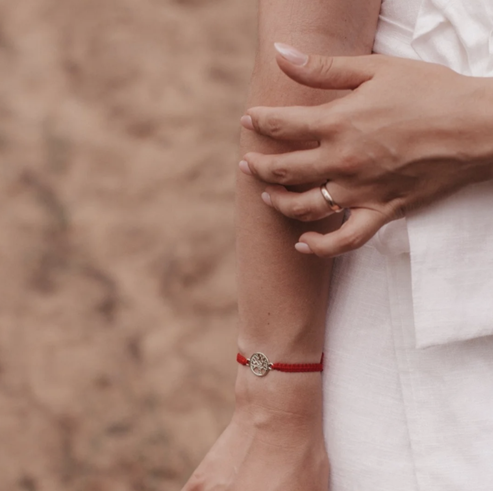 Red thread bracelet with tree of life symbol - Image 3