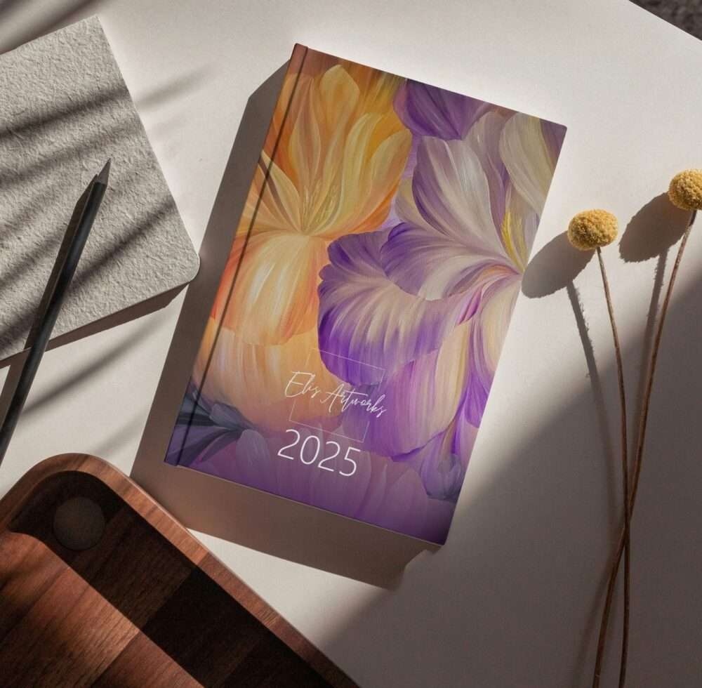 Beautiful 2025 planner with flower paintings 17x21cm - Image 2